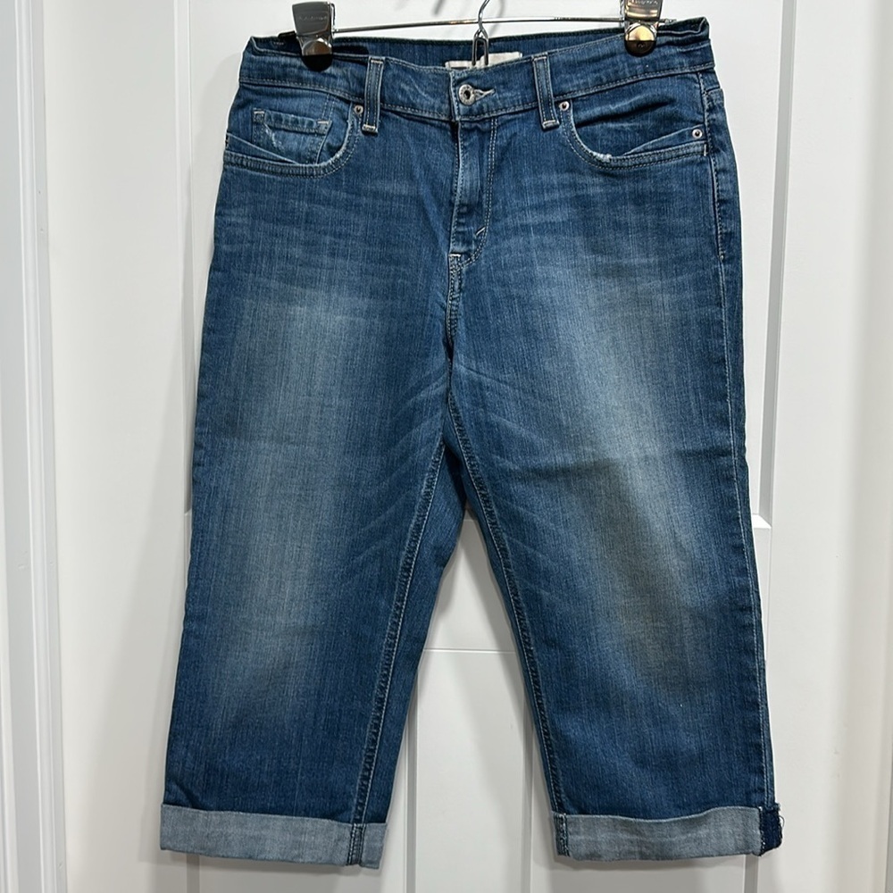Levi’s Women’s Crop Jeans Size 8 - Picture 1 of 10